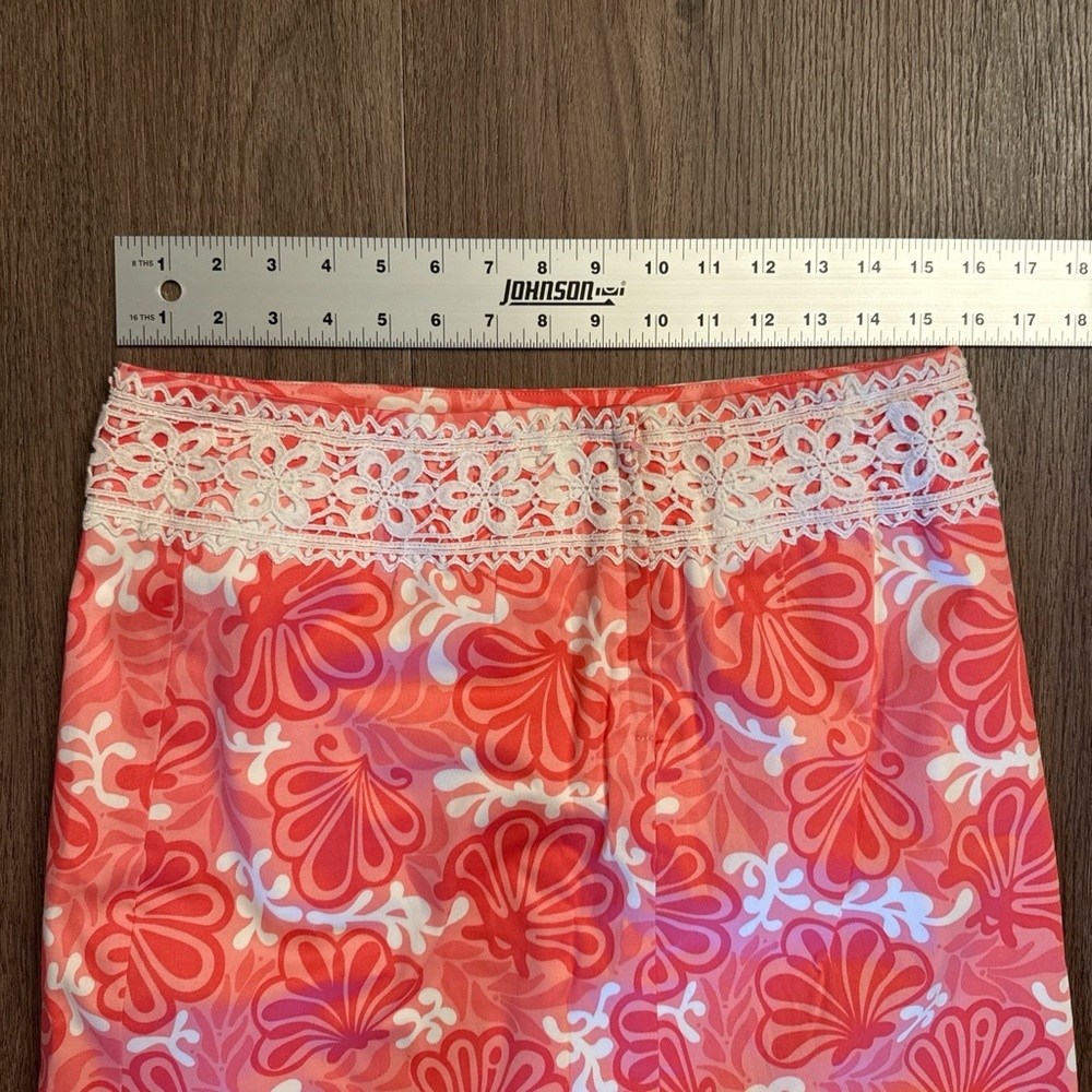 Lilly Pulitzer size 8 Floral Pink Skirt with Lace Trim - Picture 7 of 8